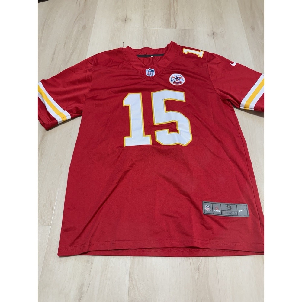 Patrick Mahomes #15 Kansas City Chiefs Nike On Field NFL Men's Jersey Small Red